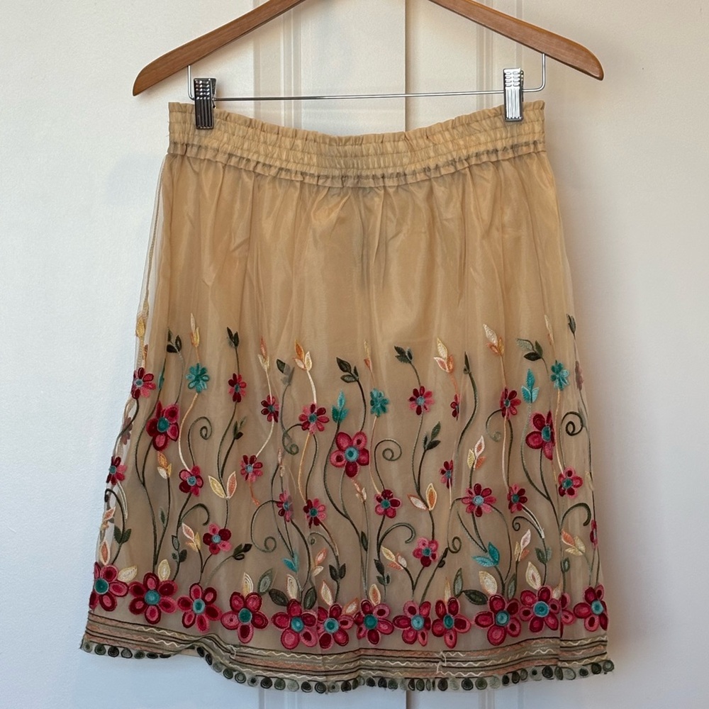 Vintage August Silk Beige Mini Skirt with Colorful Floral Embroidery Size M